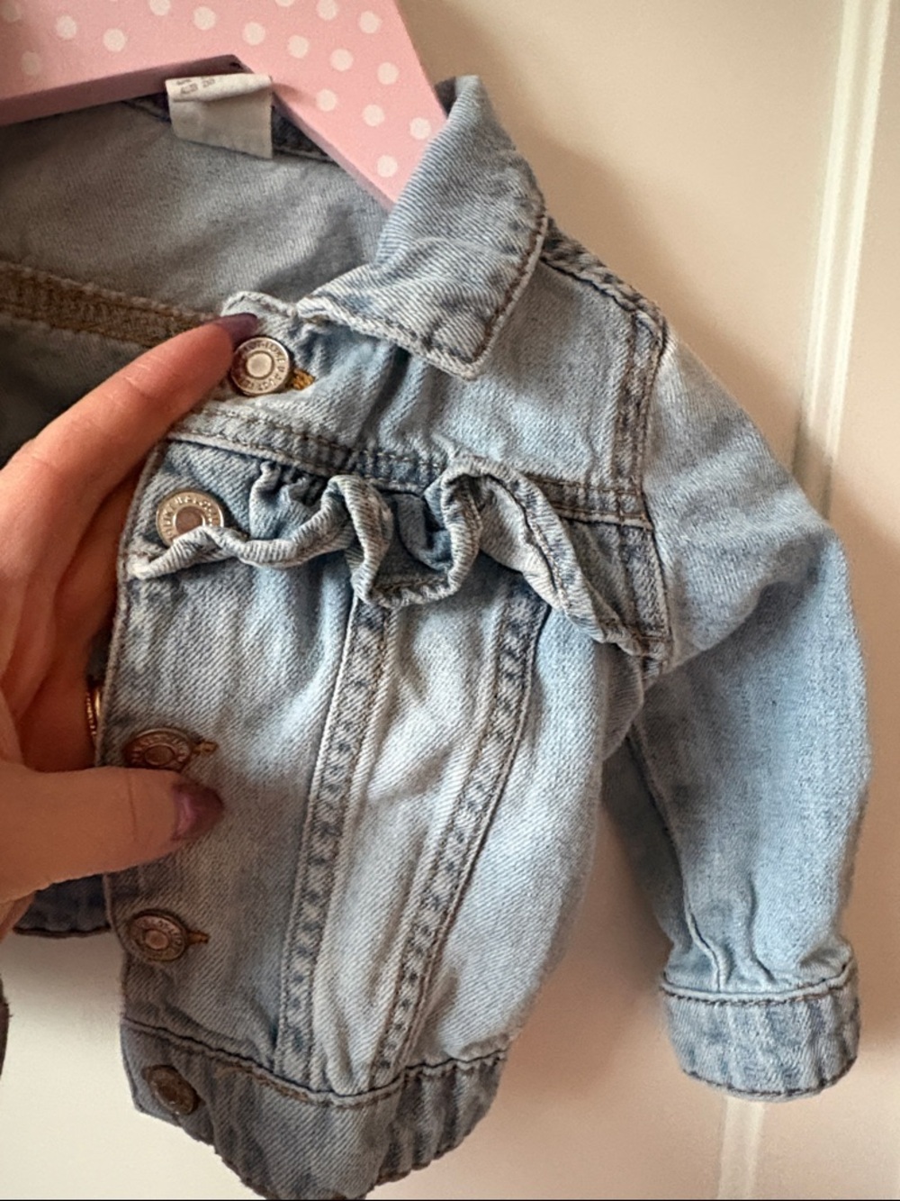 ⚡️4 for $20⚡️H&M Baby Ruffle Jean Jacket - Picture 5 of 6